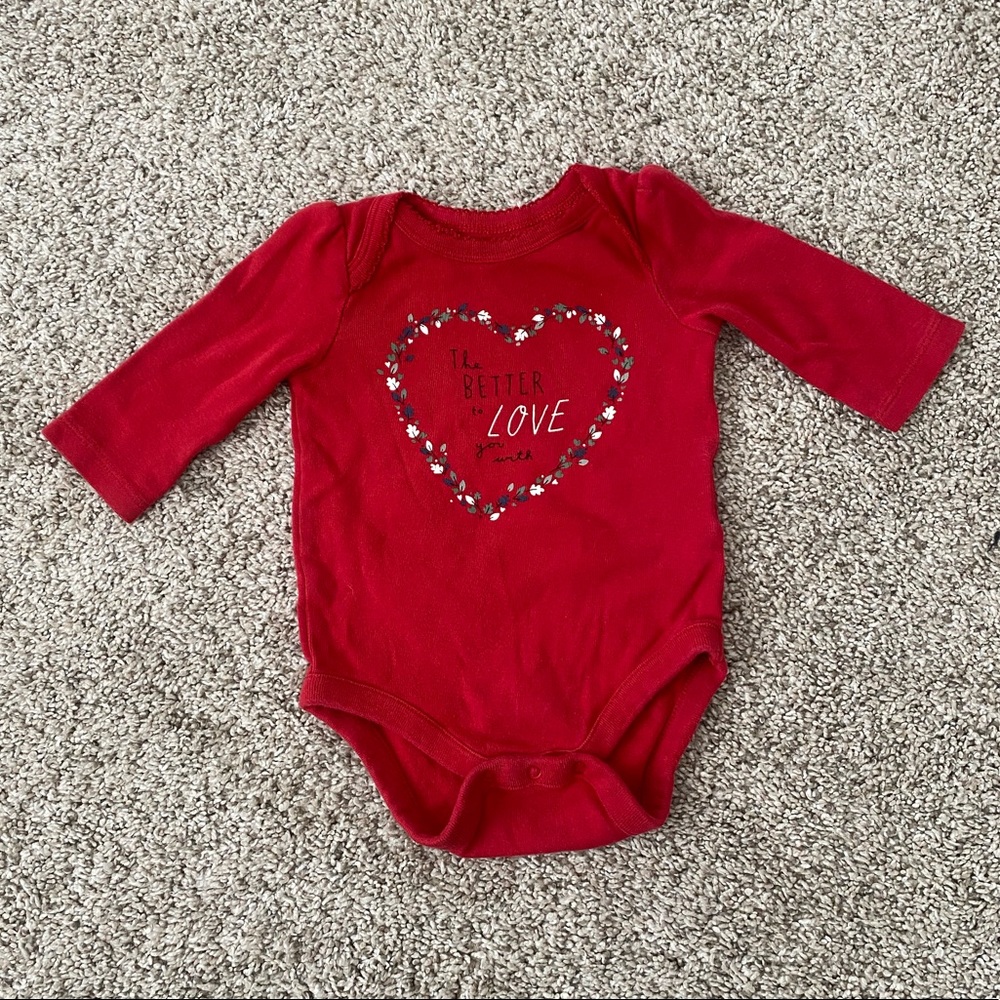Baby gap baby girl long sleeve bodysuit onesie size 0-3 months